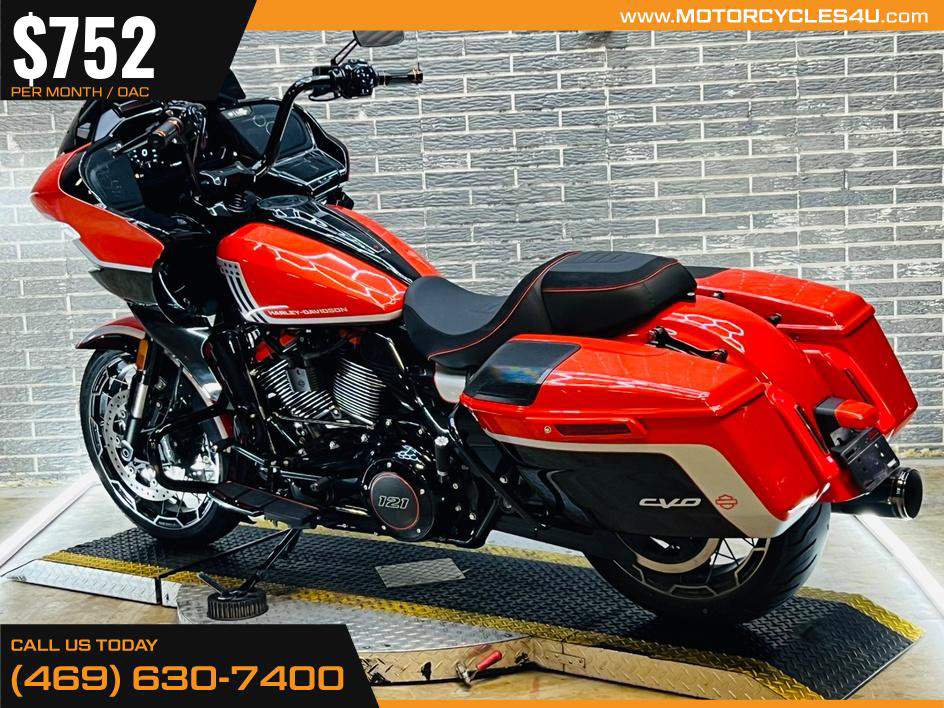 CVO® Road Glide®