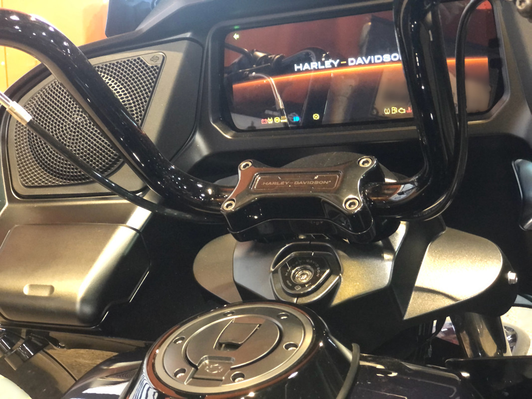 Road Glide®