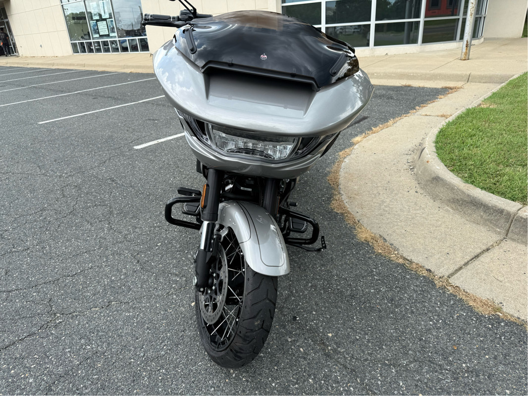 CVO® Road Glide®