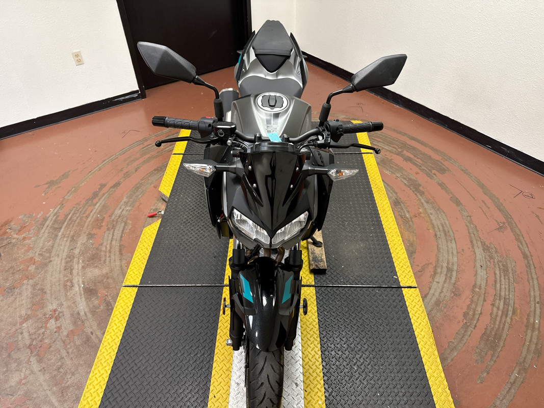 Z400 ABS