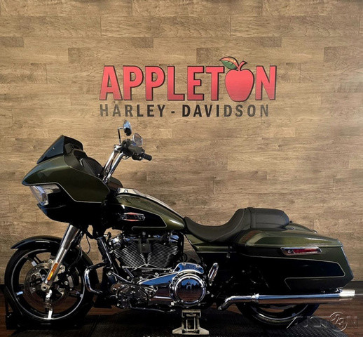 Road Glide®