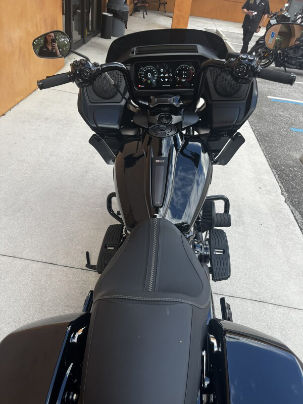 Road Glide®