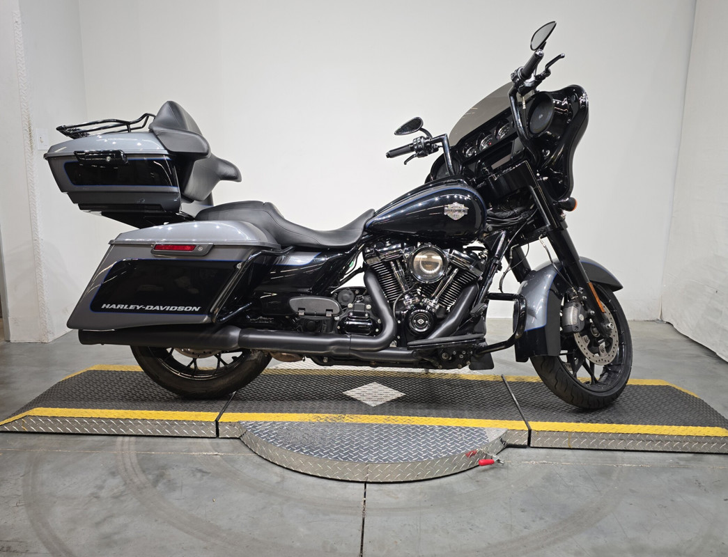 Street Glide® Special