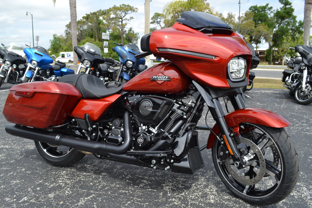 Street Glide®