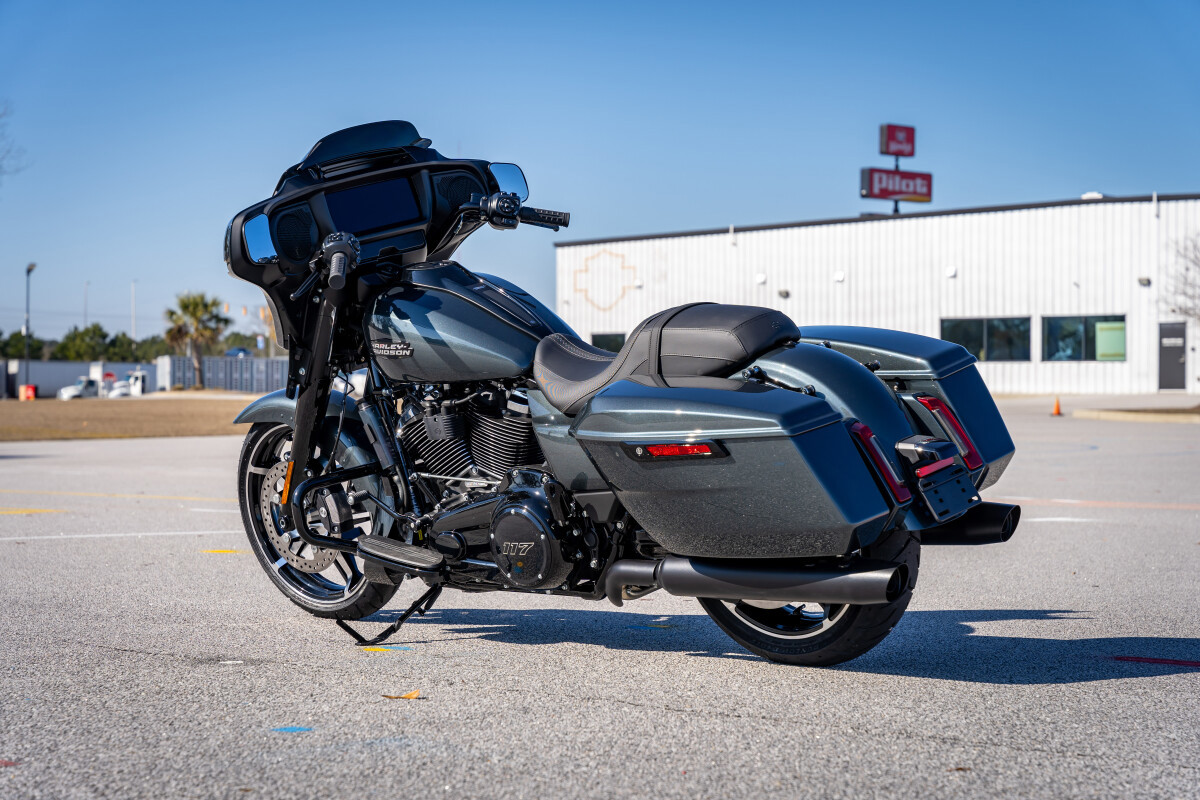 Street Glide®