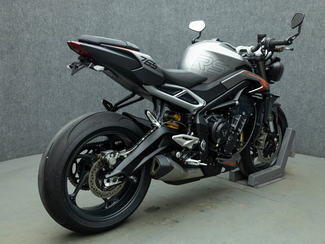 Street Triple RS
