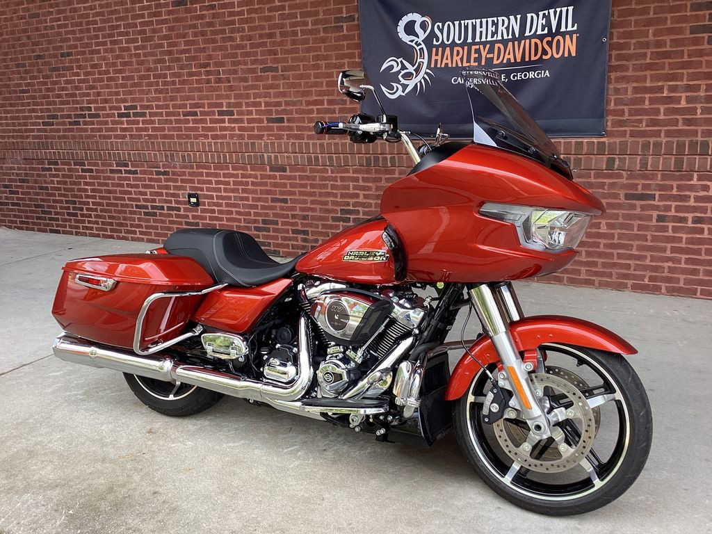 Road Glide®