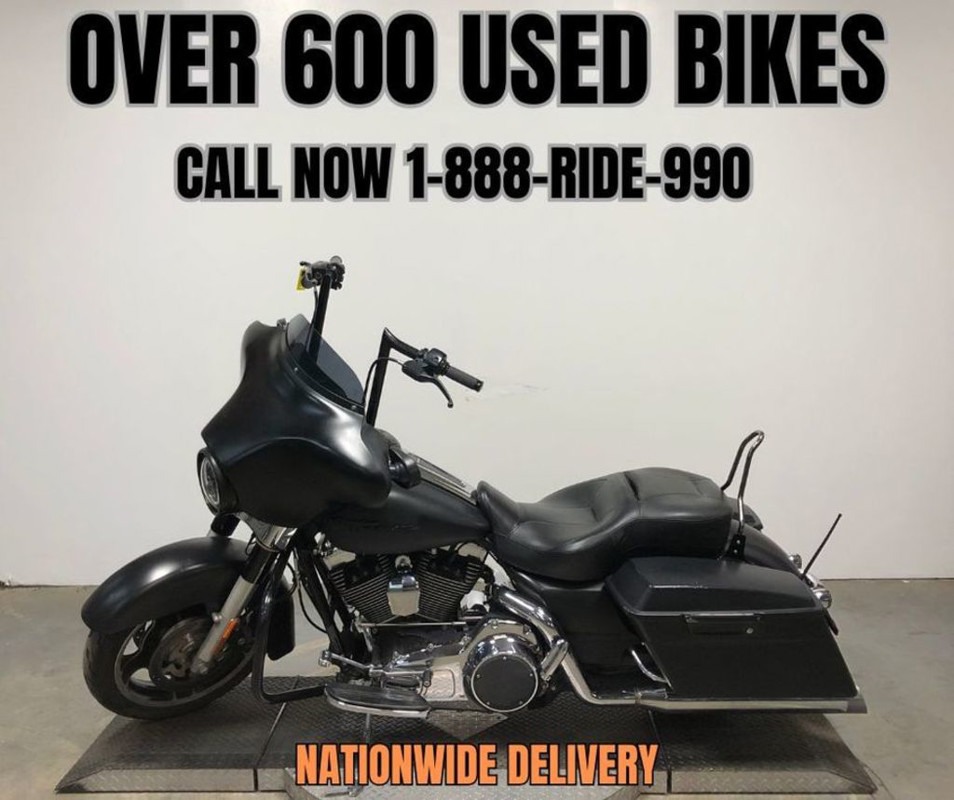 Street Glide®