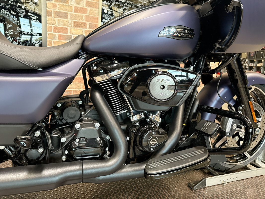 Road Glide®
