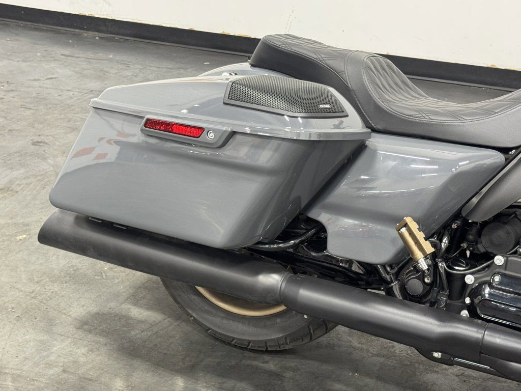 Street Glide® ST