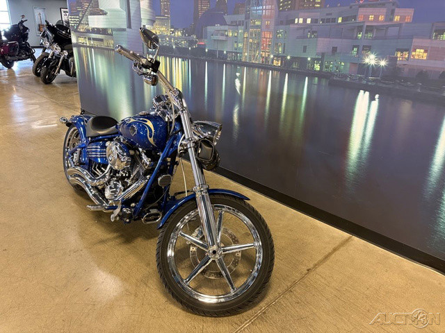 Softail® Rocker® C