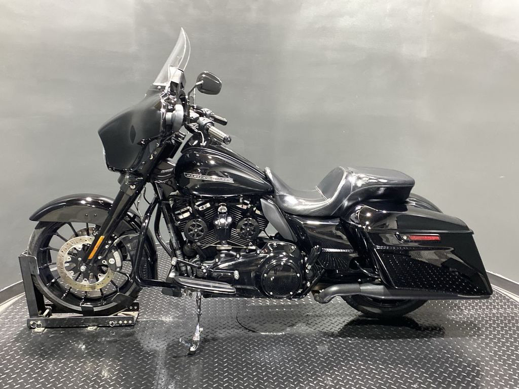 Street Glide® Special