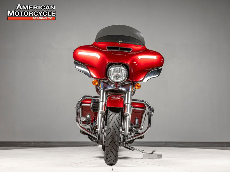 Street Glide®