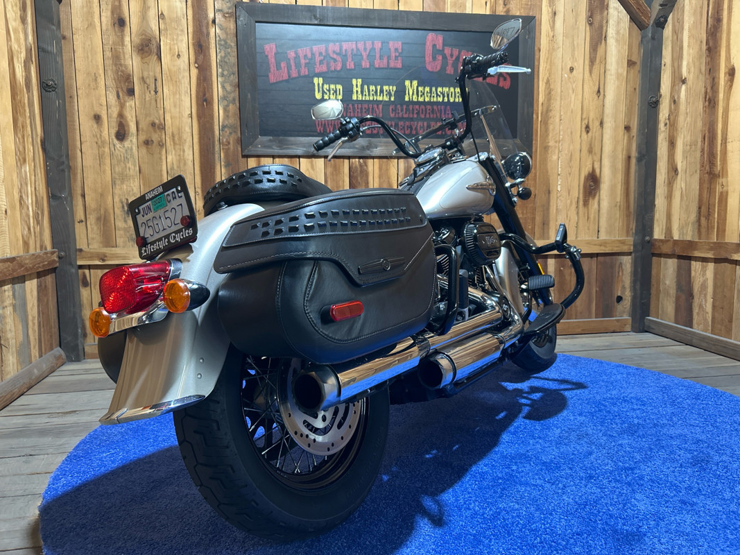 Softail® Heritage Classic 114