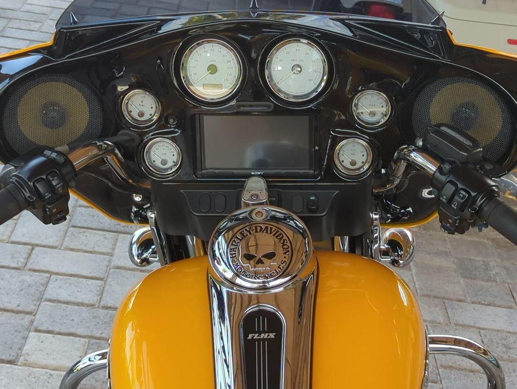 Street Glide®