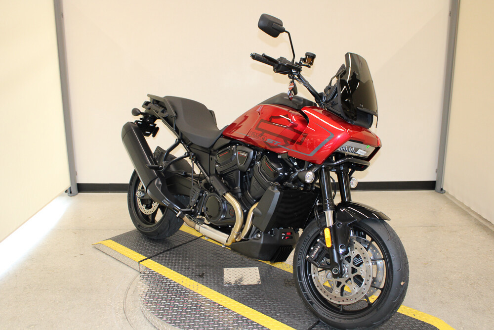 Pan America® 1250 ST