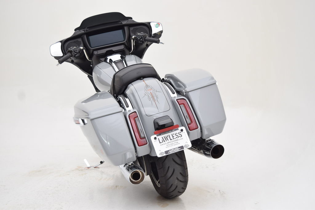 Street Glide®