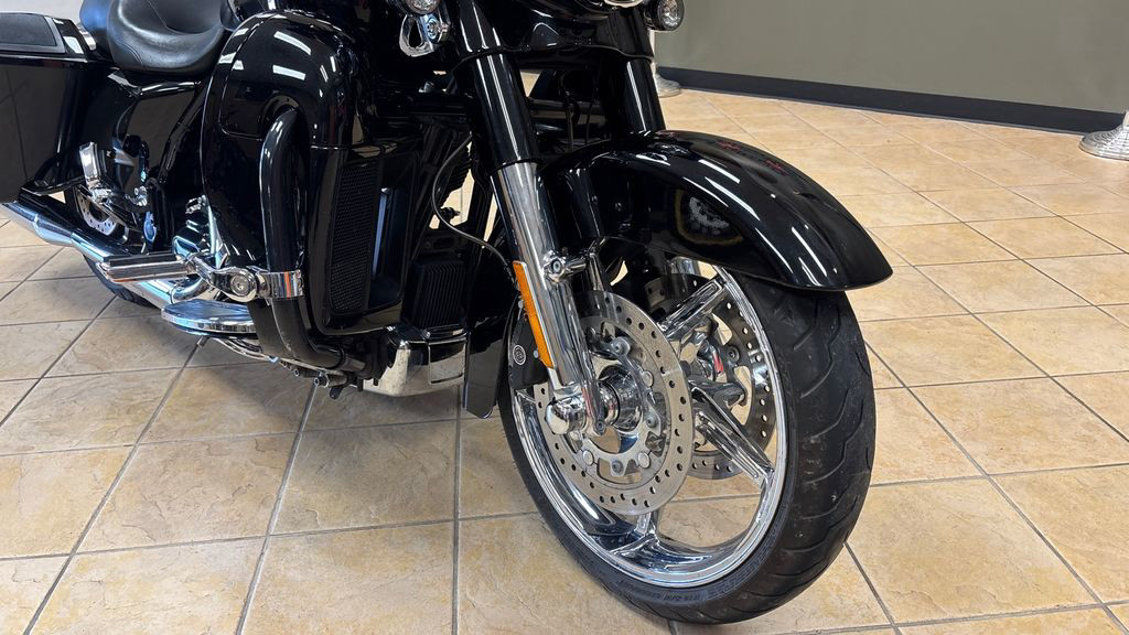 CVO® Street Glide®