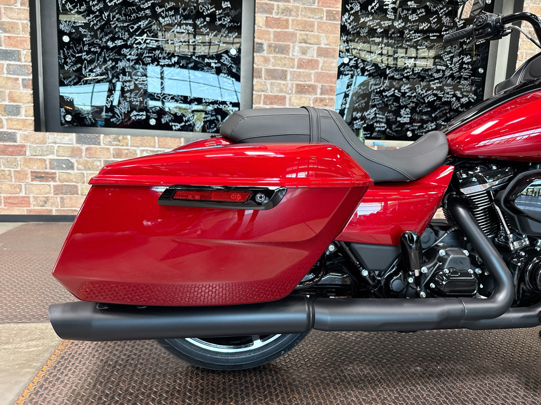 Road Glide®