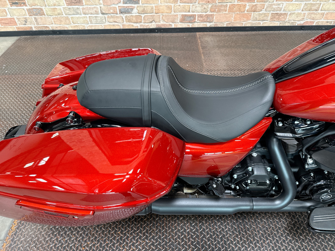 Street Glide®
