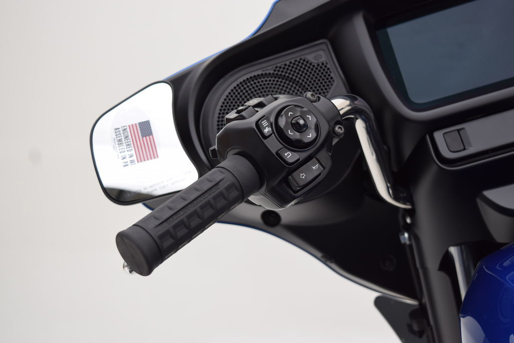 Street Glide®