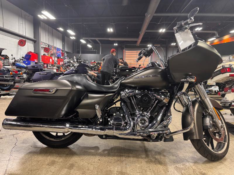 Road Glide®