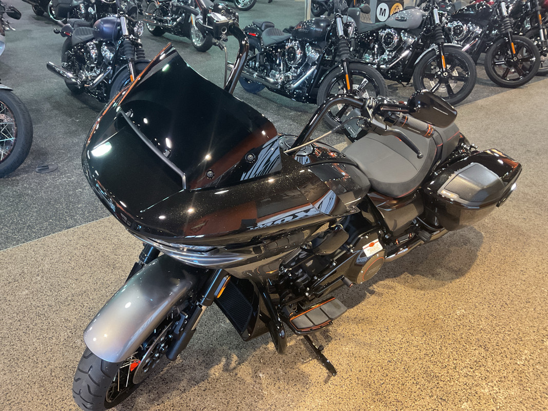 CVO® Road Glide®