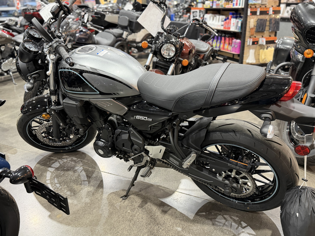 Z650RS