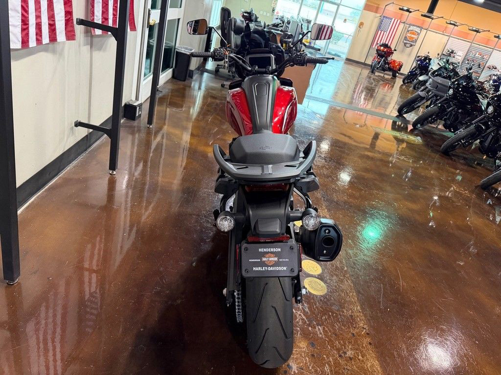 Pan America® 1250 ST