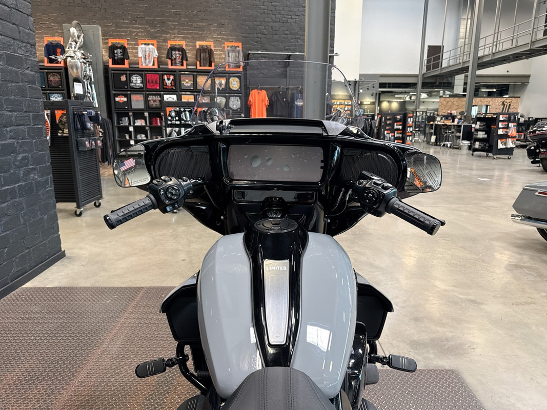 Street Glide® 3 Limited