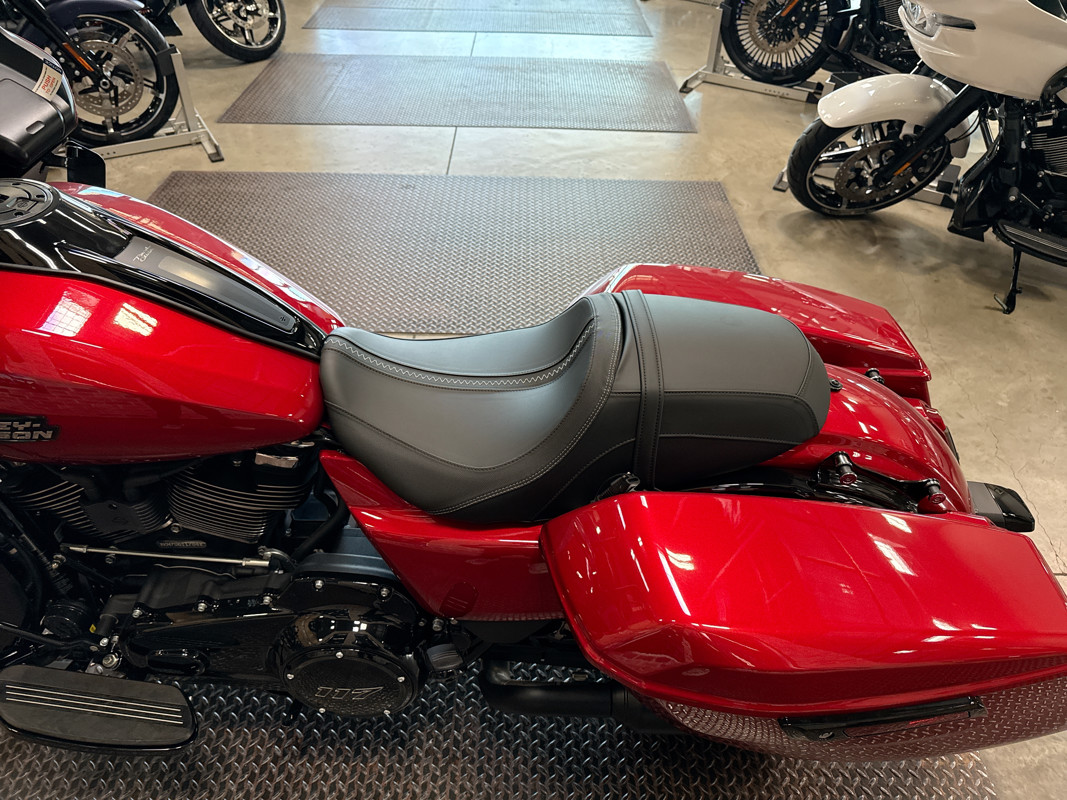 Road Glide®
