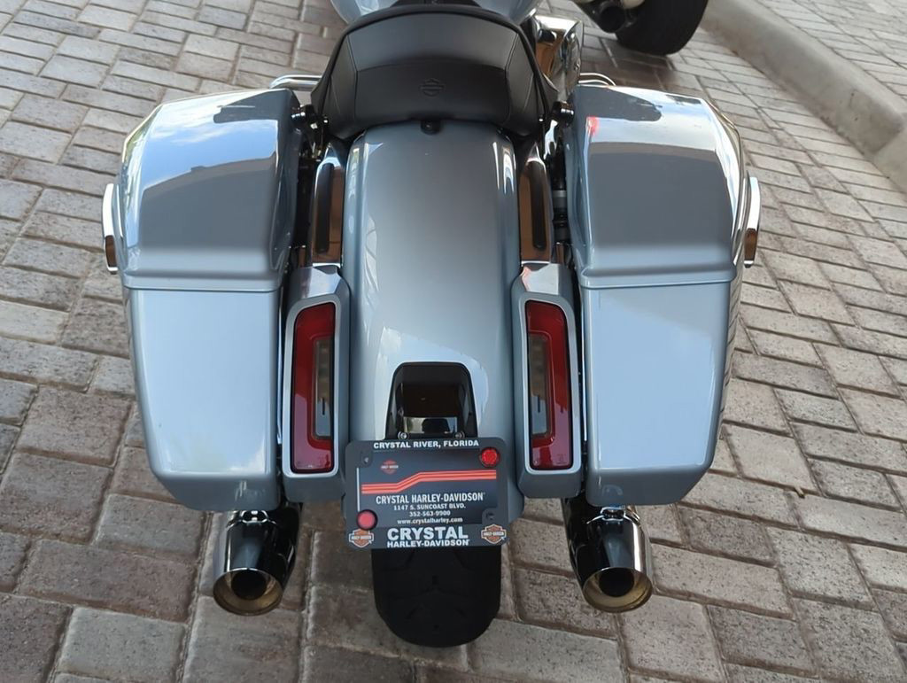 Street Glide®