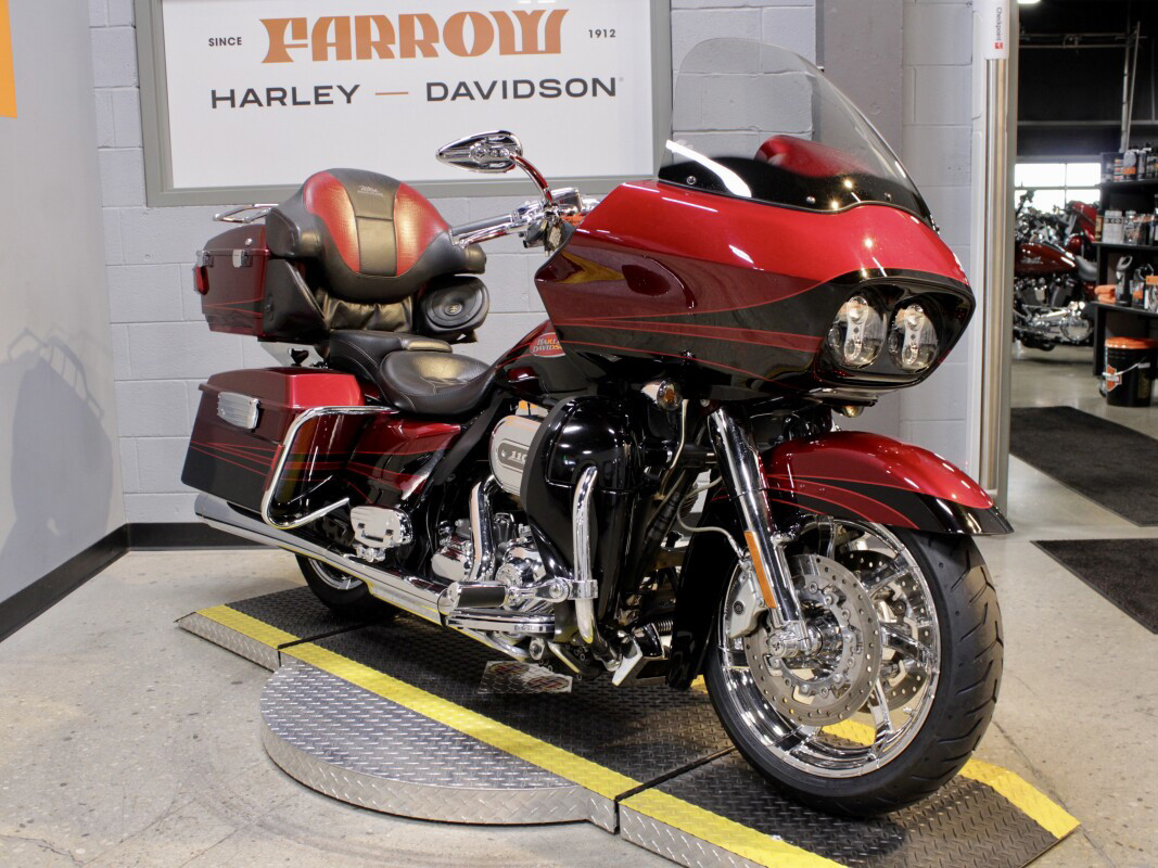CVO™ Road Glide® Ultra