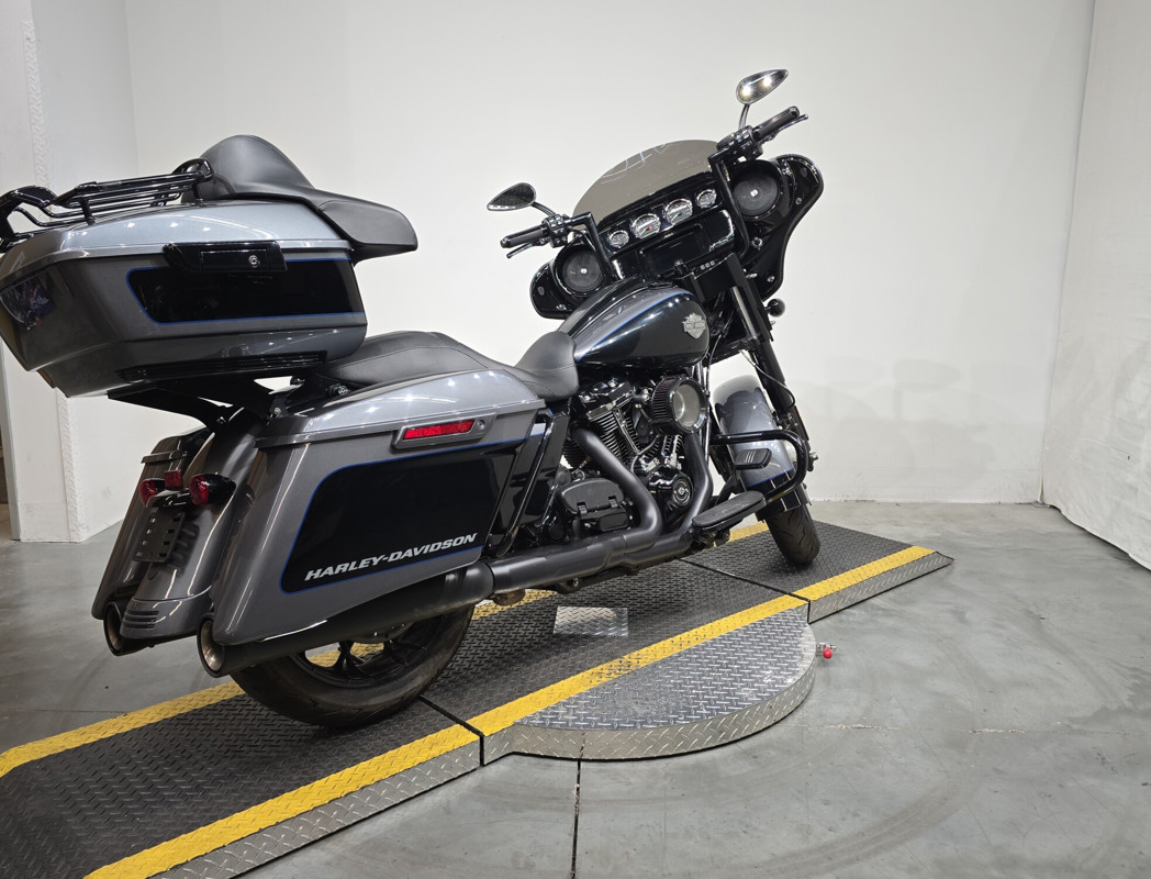 Street Glide® Special