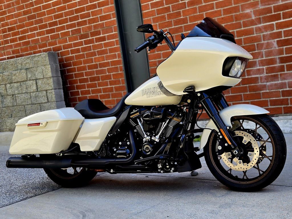 Road Glide® ST