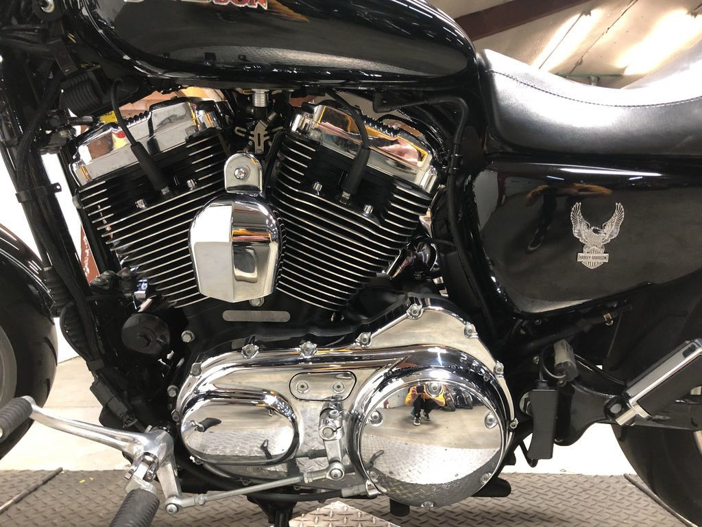 Sportster® SuperLow® 1200T