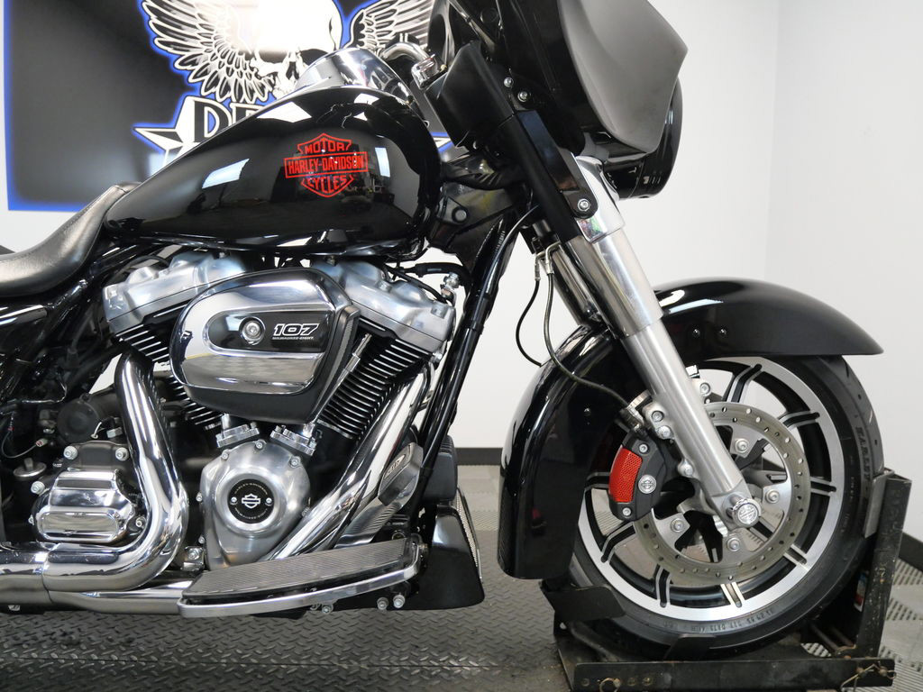 Electra Glide Standard