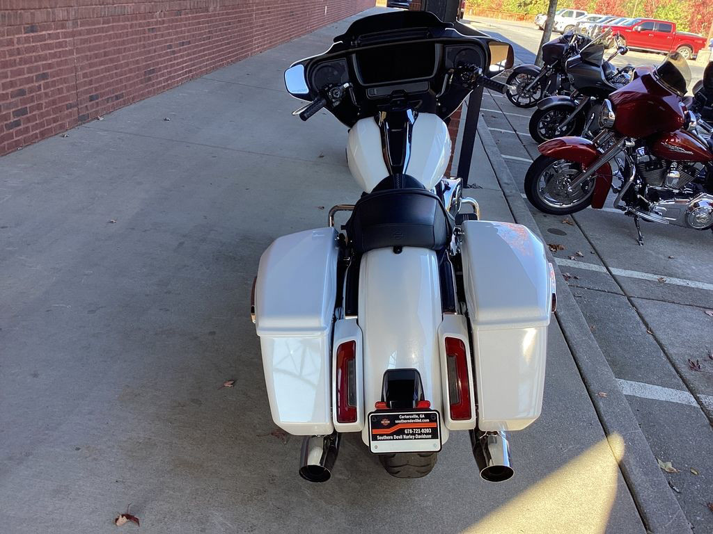Street Glide®