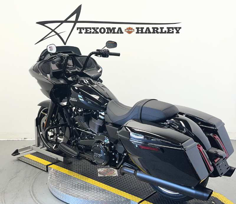 Road Glide®