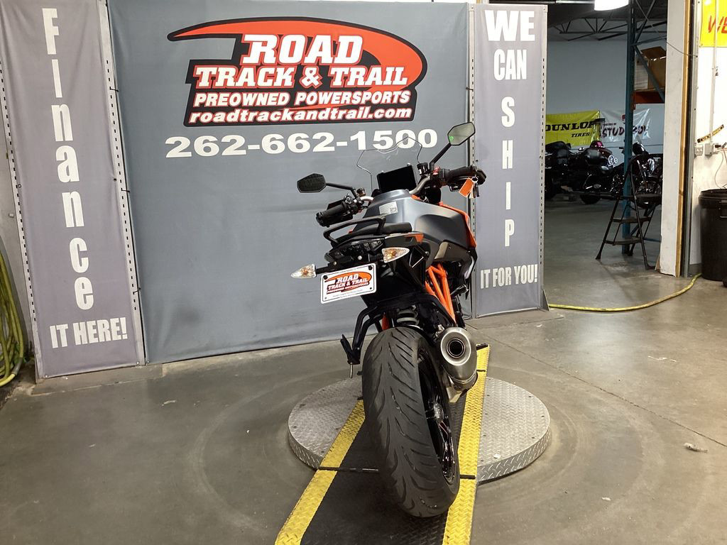 1290 Super Duke GT