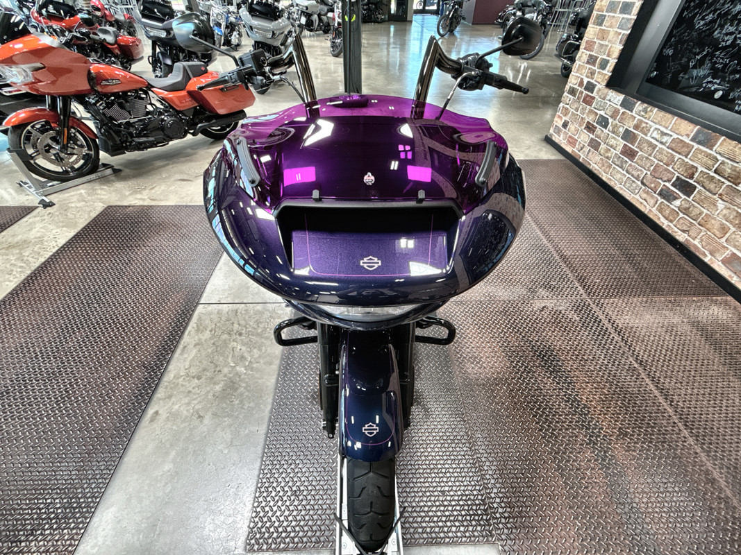 Road Glide®