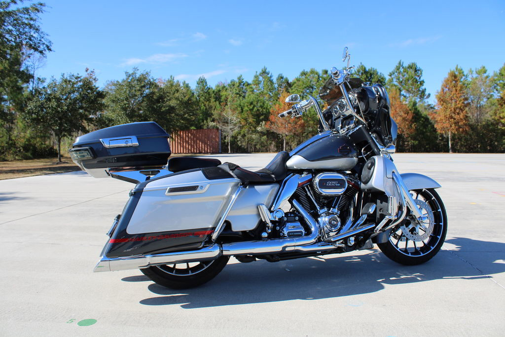 CVO® Street Glide®