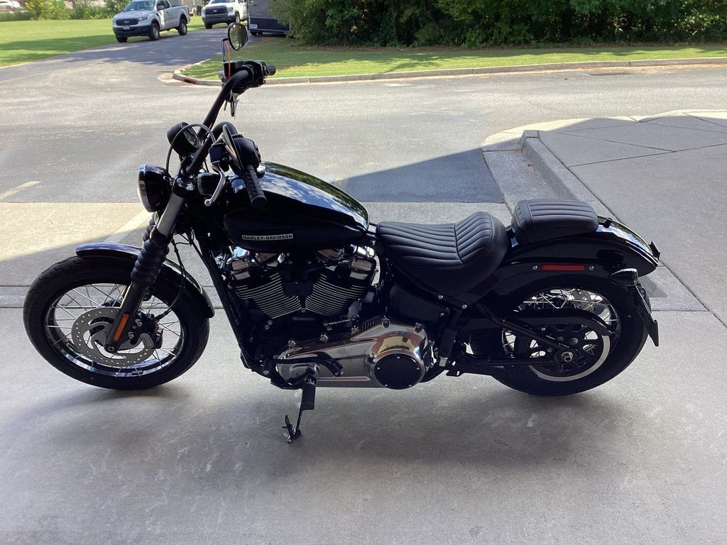 Street Bob®