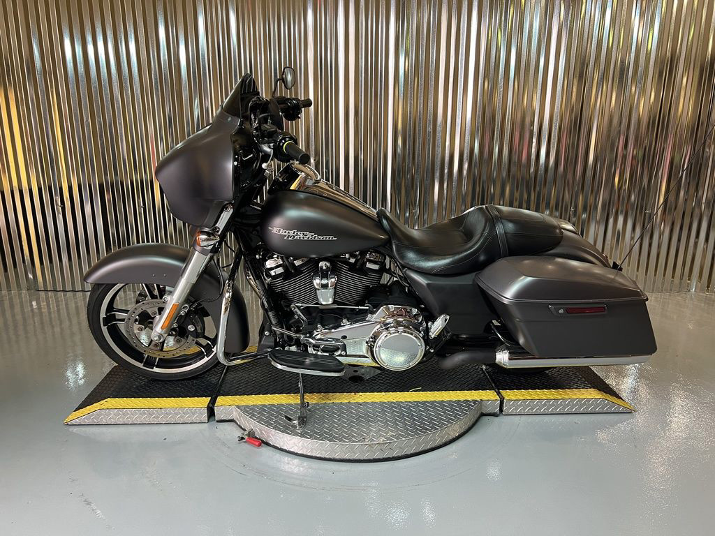 Street Glide® Special