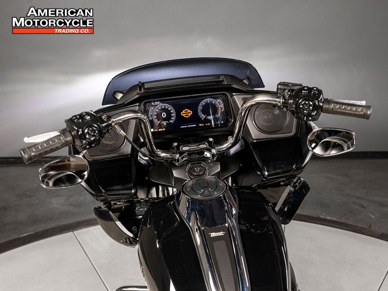 Road Glide®
