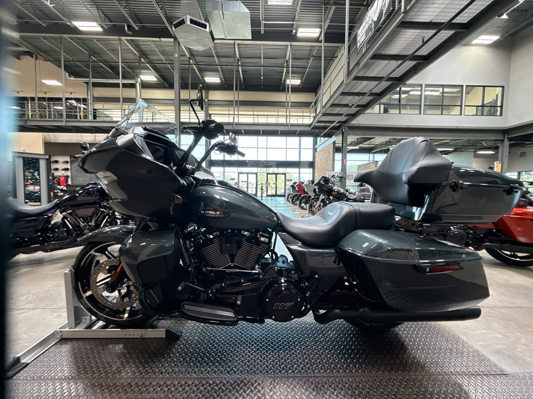 Road Glide®