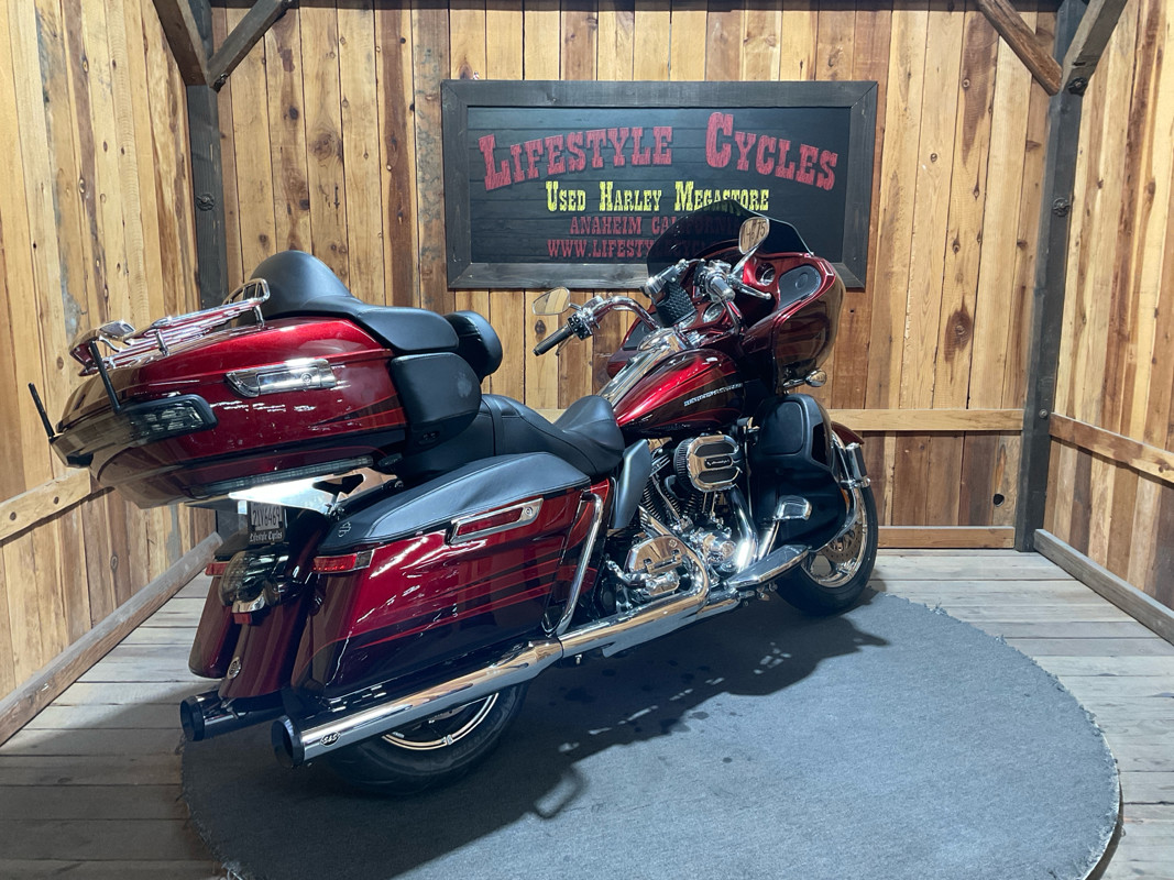 CVO® Road Glide® Ultra