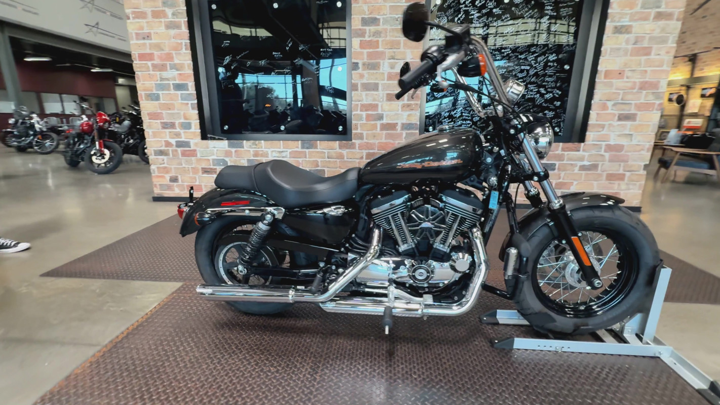 Sportster® 1200 Custom