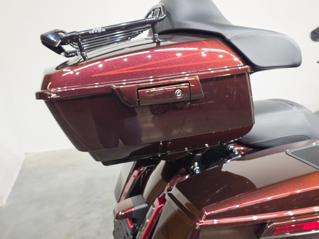 CVO® Road Glide®