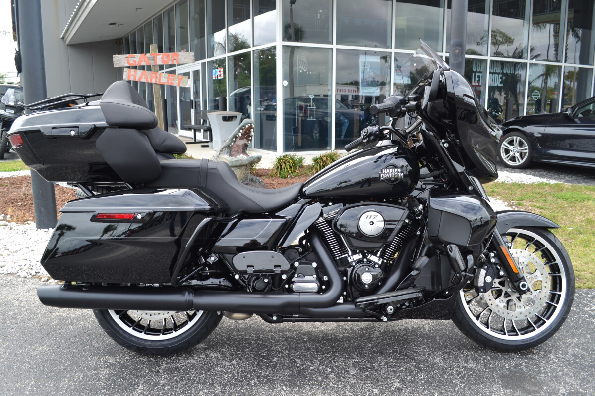 Street Glide® Limited